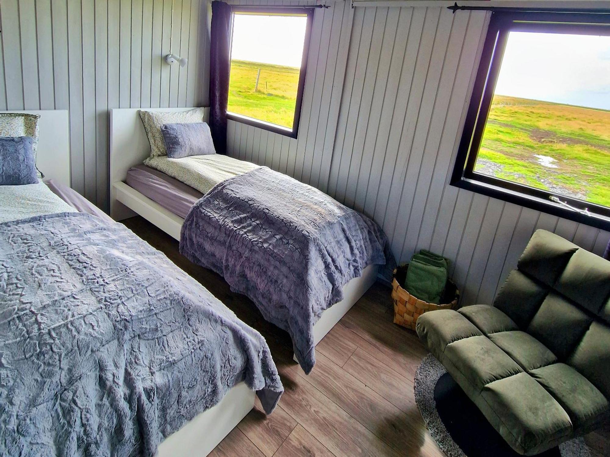 Green Farm Stay With Private Hot Tub Хвольсвёдлюр Экстерьер фото