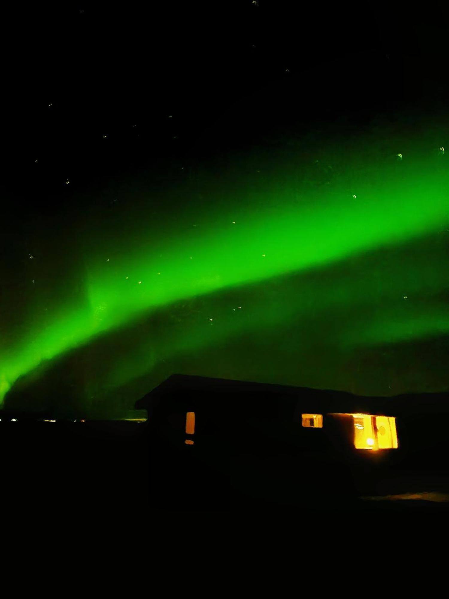Green Farm Stay With Private Hot Tub Хвольсвёдлюр Экстерьер фото
