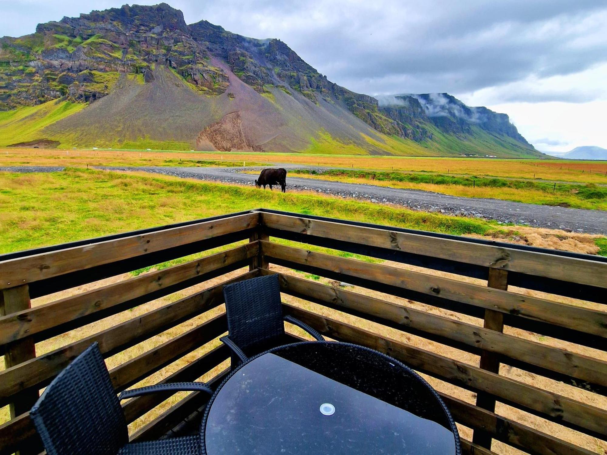 Green Farm Stay With Private Hot Tub Хвольсвёдлюр Экстерьер фото
